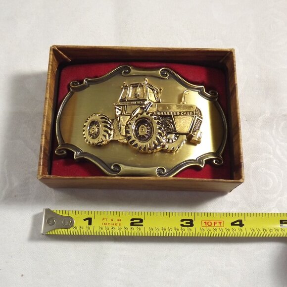 Gold Tractor Belt Buckle - Picture 8 of 9